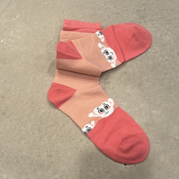 NWOT DENTAL DENTAL HYGIENE TEETH MOLAR PINK SOCKS OS UNISEX - Picture 2 of 2